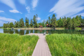 Riverwatch by AvantStay Deschutes in Your Yard